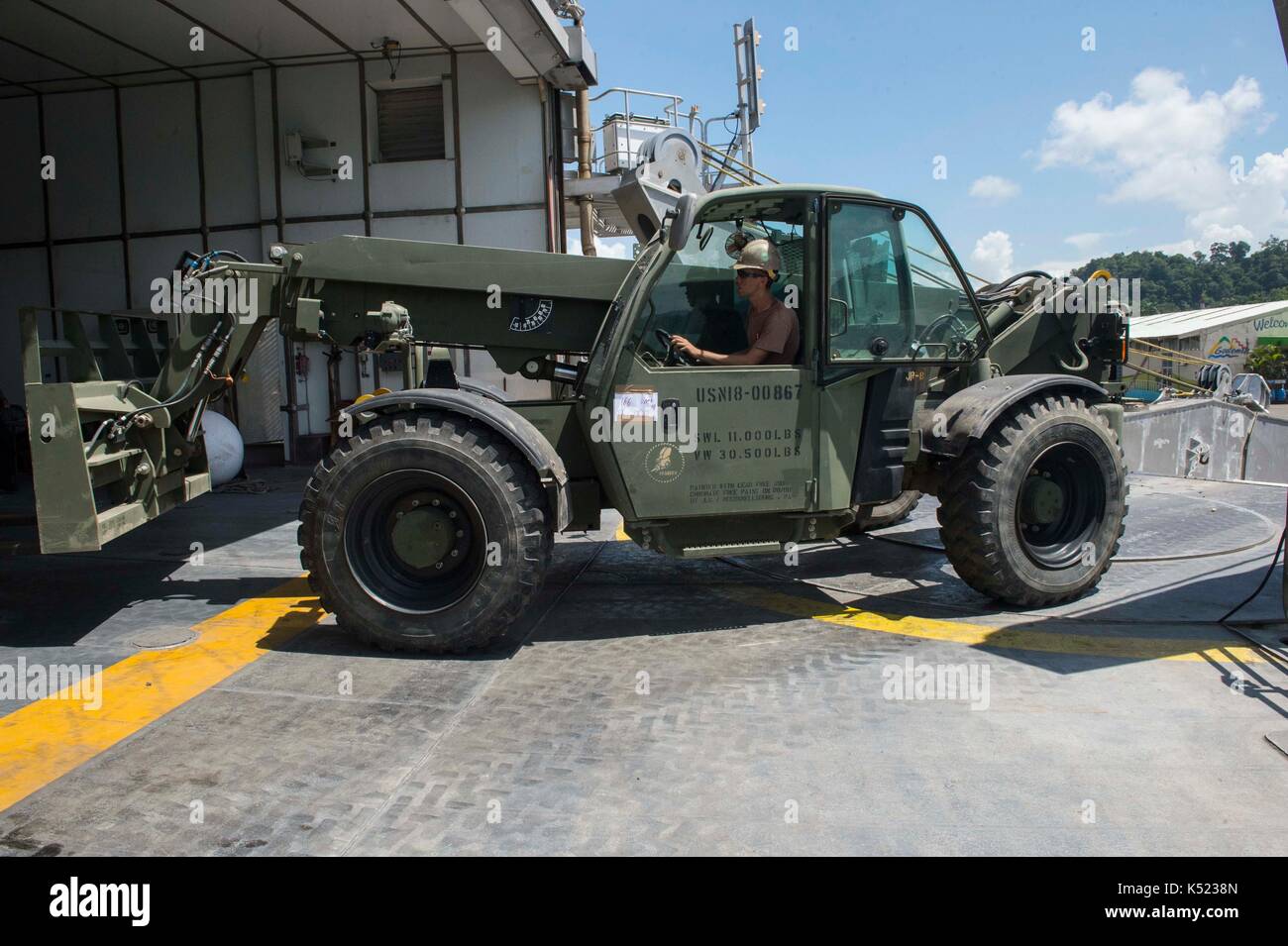 Il trasferimento di apparecchiature Foto Stock