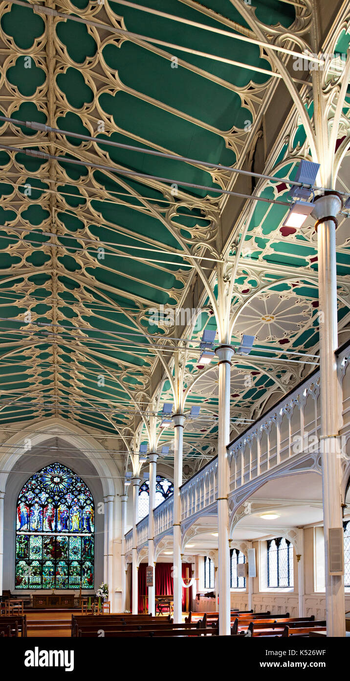 Interno St George's Church, Everton, Liverpool. Grado 1 elencato chiesa di ghisa più antica costruita 1813-14. Architetto Thomas Rickman. Costruttore John Cragg. Foto Stock