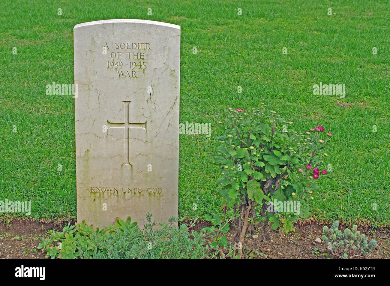 La seconda guerra mondiale: cimitero militare a minturno (Italia) per i soldati del Commonwealth Foto Stock