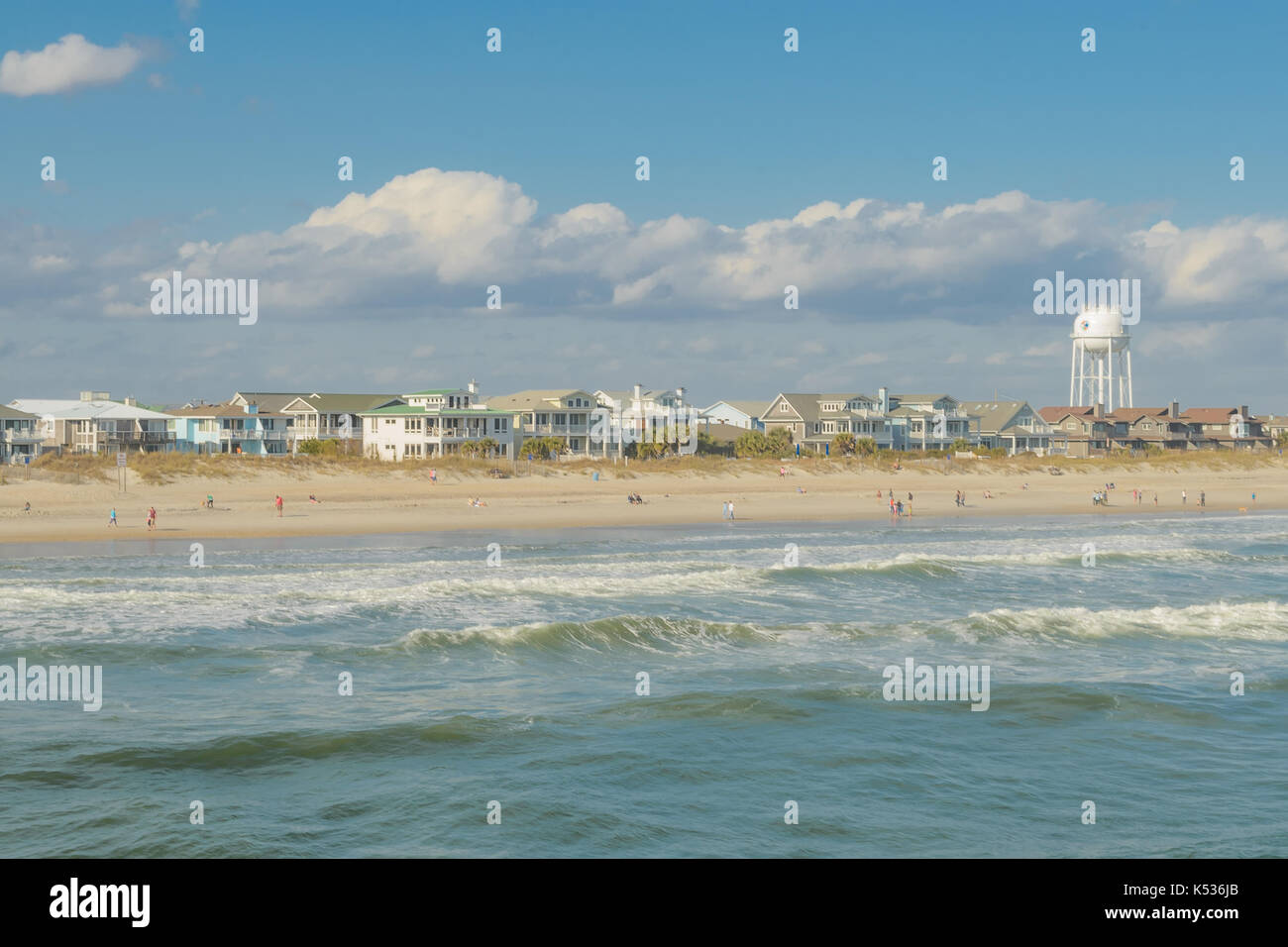 Wrightsville Beach litorale con water tower Foto Stock