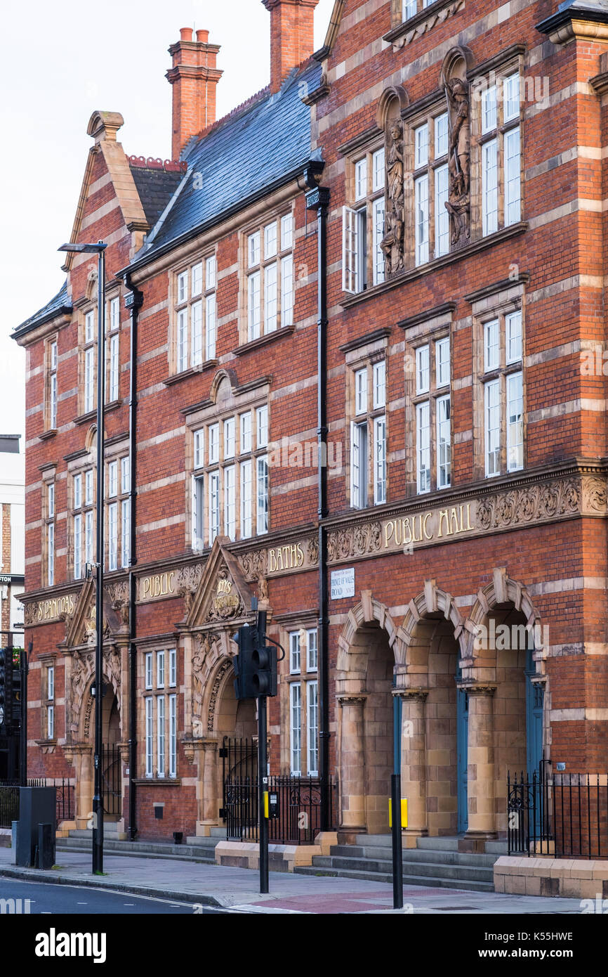 Il St. Pancras Bagni & Sala Pubblica su Prince of Wales Road, Kentish Town, Londra, Inghilterra, Regno Unito Foto Stock