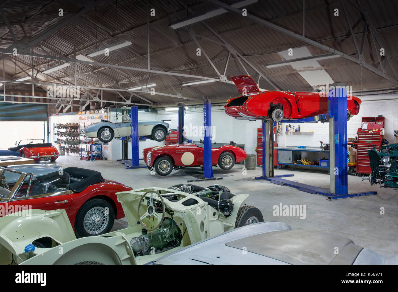 Auto classica laboratorio di restauro nel Regno Unito Foto Stock