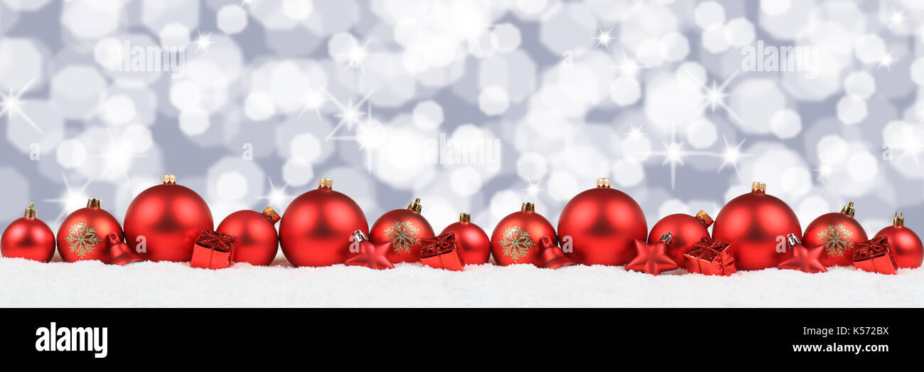 Le palle di Natale banner Decorazione rosso sfondo stelle copyspace spazio copia testo Foto Stock