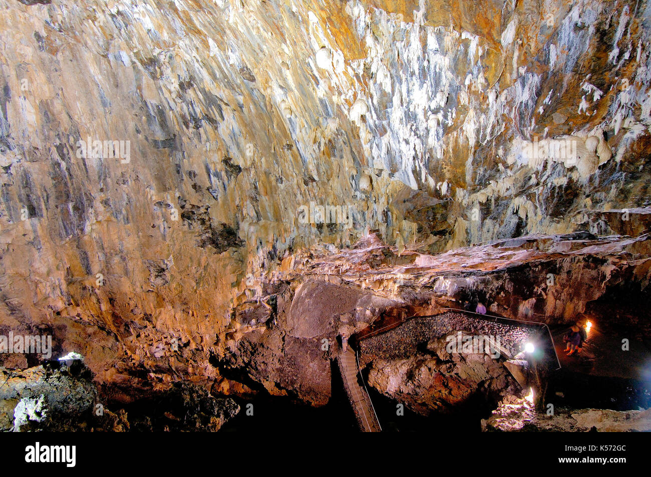 Algar do Carvão interno. Isola di Terceira. Azzorre, Portogallo Foto Stock