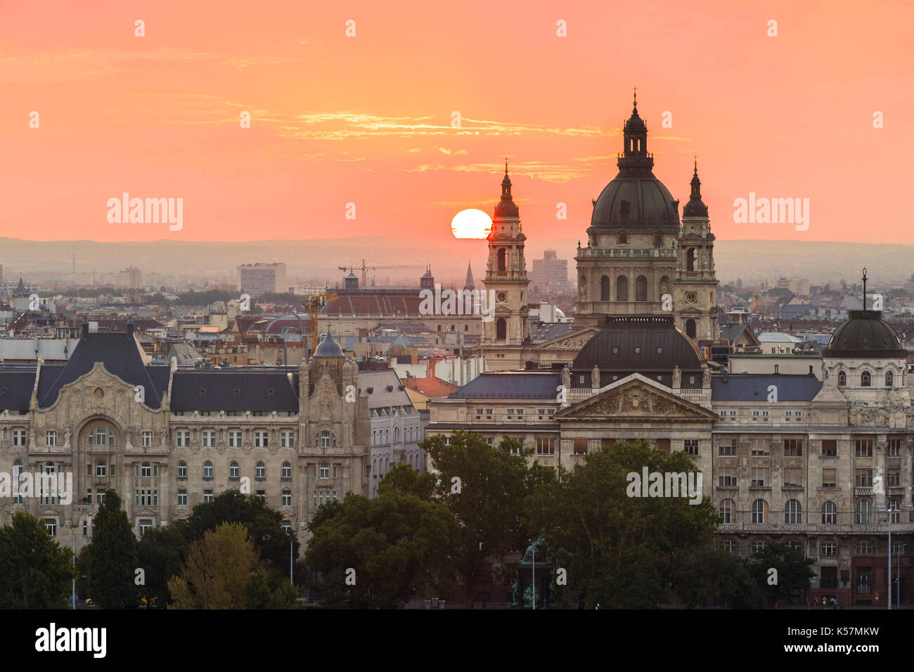 Vista la mattina della Basilica di Santo Stefano a Budapest, Ungheria. Foto Stock
