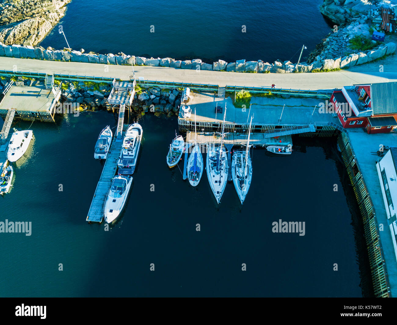 Villaggio di henningsvaer. vista aerea. la Norvegia. Foto Stock