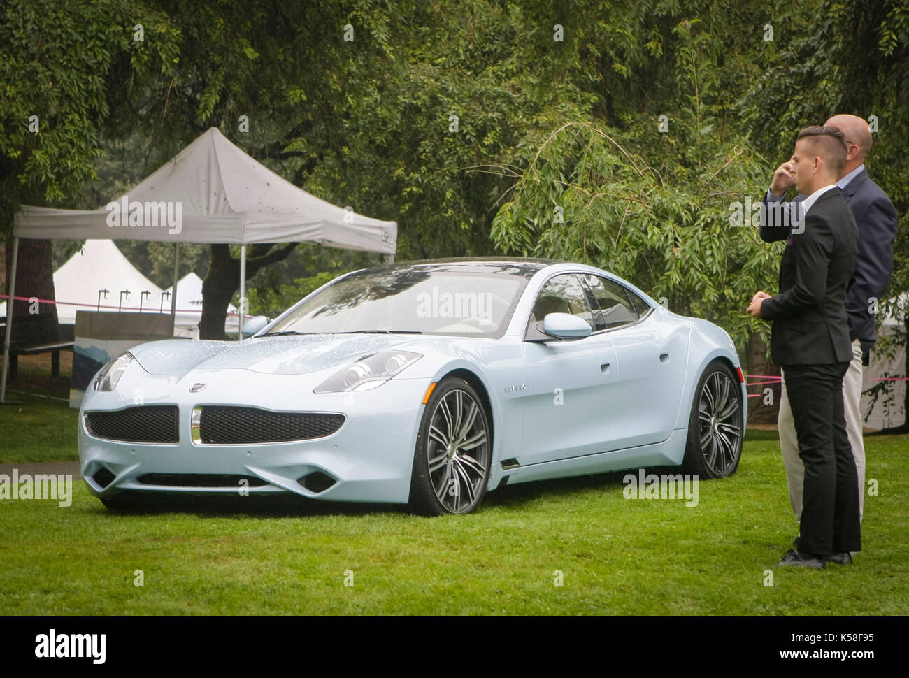 Vancouver, Canada. 8 Sep, 2017. Il 2018 karma revero Supercar ibride è sul display durante l'anteprima media dell'ottava edizione di lusso e supercar weekend in Vancouver, Canada, sept. 8, 2017. più di 180 veicoli di lusso sono state visualizzate durante la manifestazione annuale. Credito: liang sen/xinhua/alamy live news Foto Stock