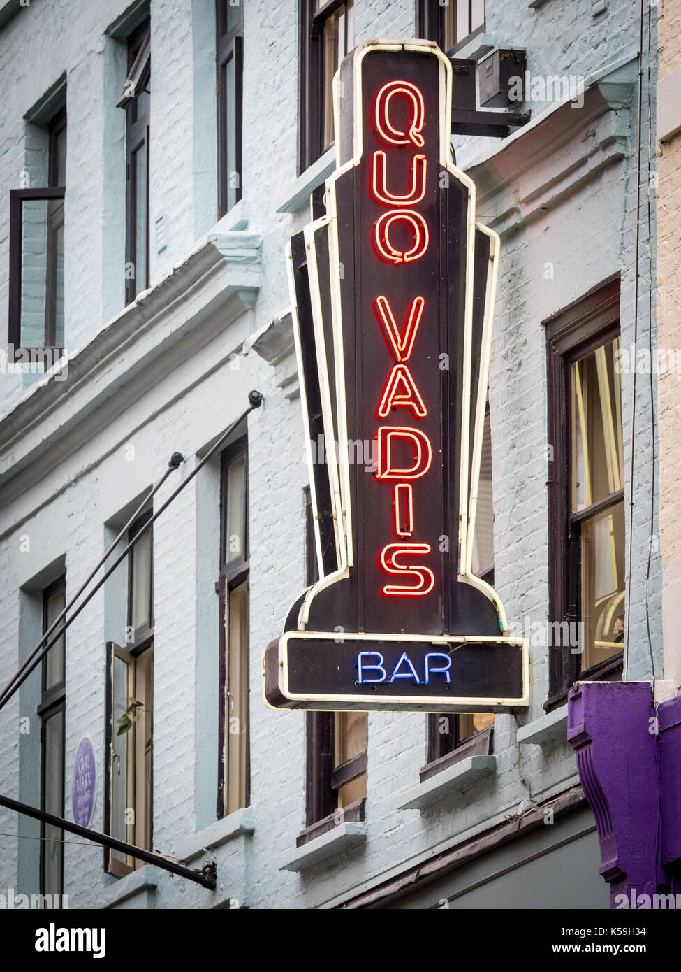 Quo Vadis Soho - Quo Vadis è uno storico ristorante di Soho e dei soci club in Dean Street, Soho. L'edificio era una volta casa di Karl Marx. Foto Stock