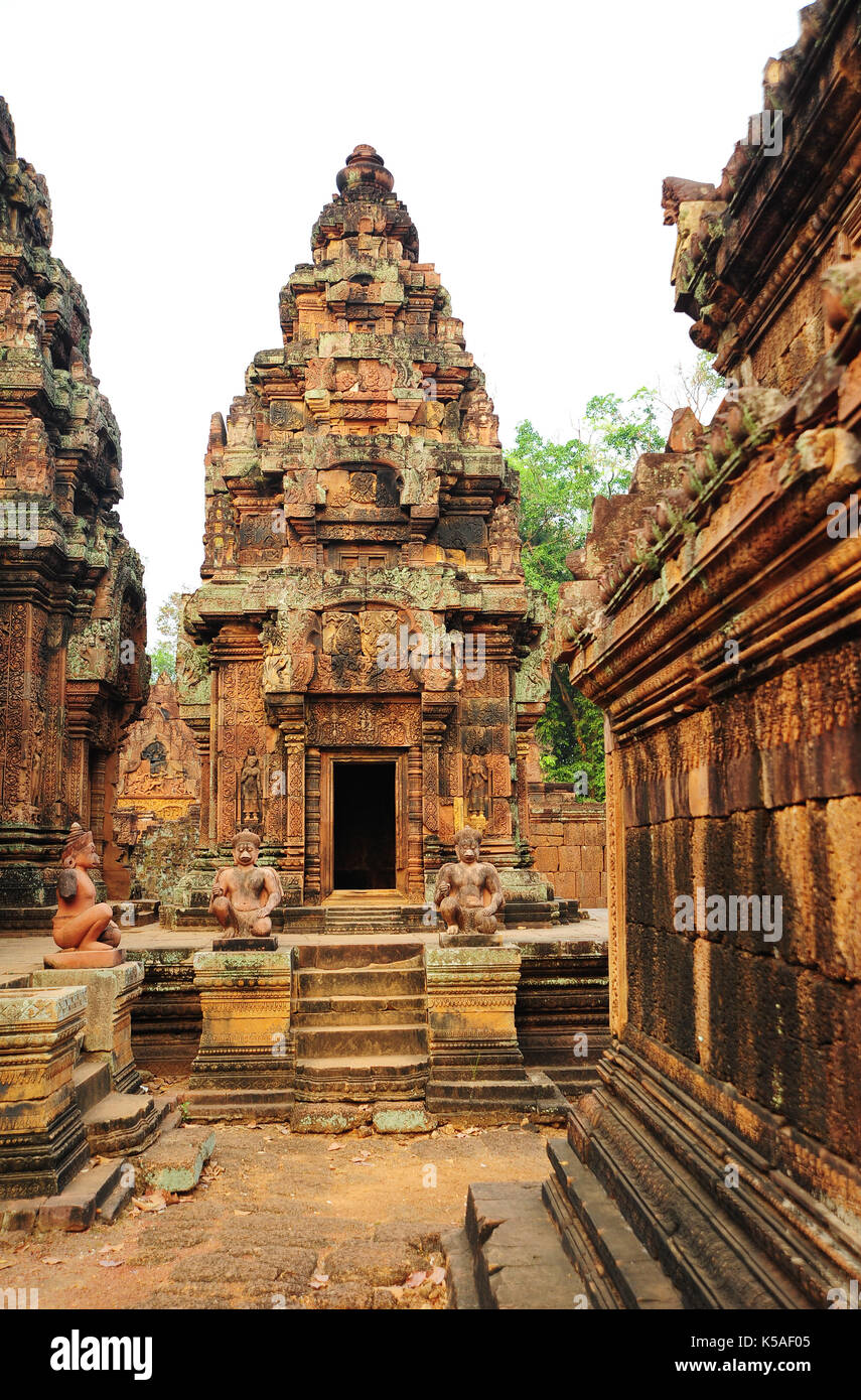 Il Banteay Srei tempio di Angkor,Siem Reap provincia,Cambogia. Foto Stock