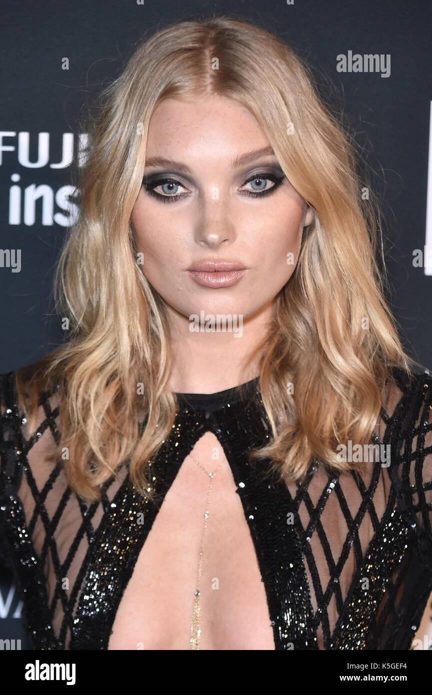 New York, NY, Stati Uniti. 8 Settembre 2017. Elsa host at Arrives for Harper's Bazaar: Icons Portfolio Launch Party - Part 2, The Plaza Hotel, New York, NY 8 settembre 2017. Credit: Steven Ferdman/Everett Collection/Alamy Live News Foto Stock