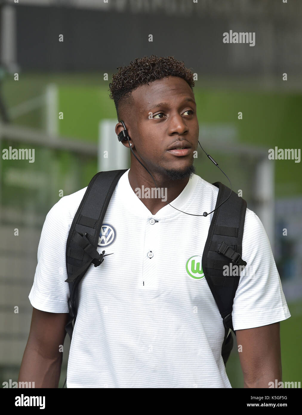 Wolfsburg, Germania. 9 Sep, 2017. wolfsburg's divock origi precedendo la Bundesliga tedesca partita di calcio tra vfl Wolfsburg e Hannover 96 nell'arena Volkswagen a Wolfsburg, in Germania, 9 settembre 2017. (Embargo condizioni - Attenzione: grazie alle linee guida di accreditamento, il dfl consente solo la pubblicazione e utilizzazione di fino a 15 immagini per corrispondenza su internet e nei contenuti multimediali in linea durante la partita.) Foto: Sila stein/dpa/alamy live news Foto Stock