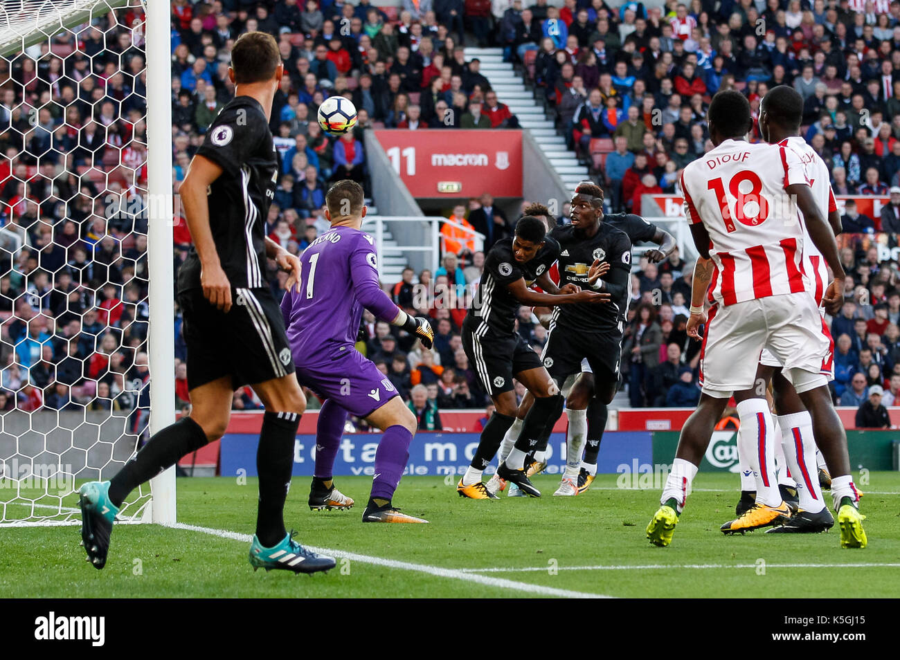 Stoke-on-Trent, Regno Unito. 09Sep, 2017. x durante il match di premier league tra stoke city e manchester united bet365 a stadium il 9 settembre 2017 a Stoke-on-Trent, Inghilterra. Credito: immagini di phc/alamy live news Foto Stock