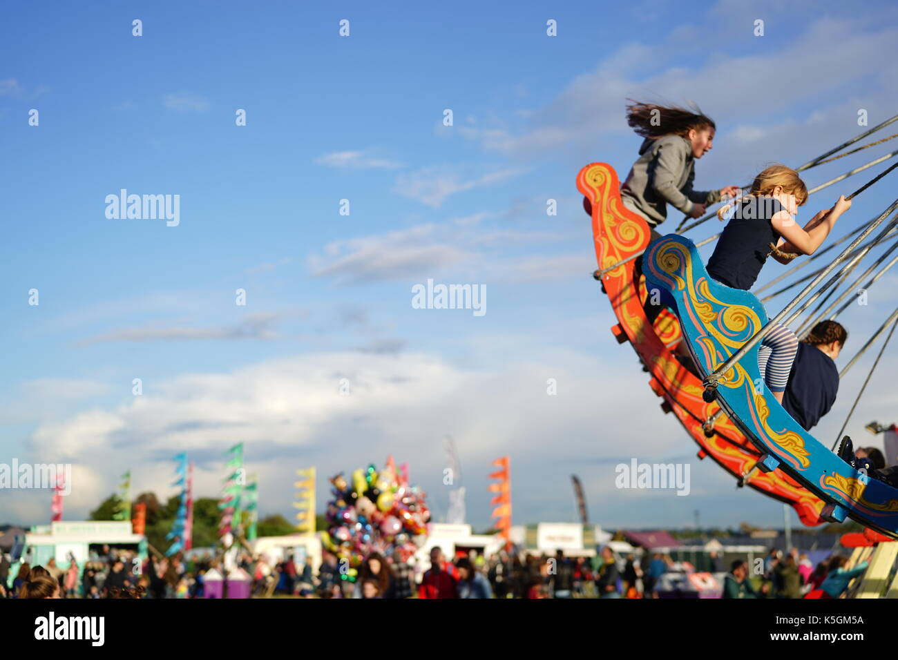 Londra, Regno Unito. Il 9 settembre, 2017. i frequentatori del festival sulle altalene al 2017 onblackheath festival. photo Data: sabato 9 settembre, 2017. Foto di credito dovrebbe leggere: roger garfield/alamy live news Foto Stock