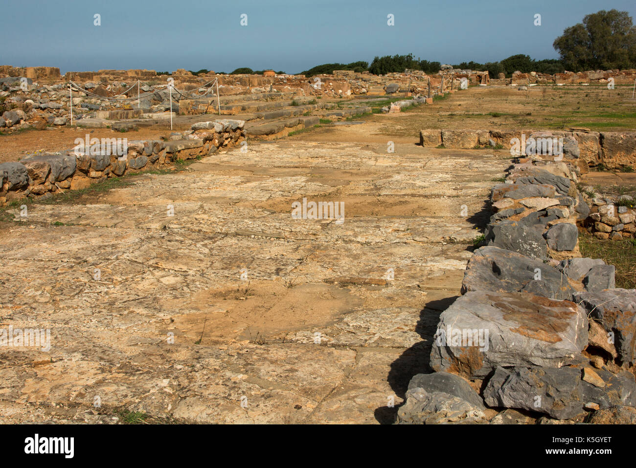 Malia era un palazzo minoico e città sulla piana costiera a nord di Creta con insediamenti a partire da circa 1900 BC e che dura per circa 300 anni. Foto Stock