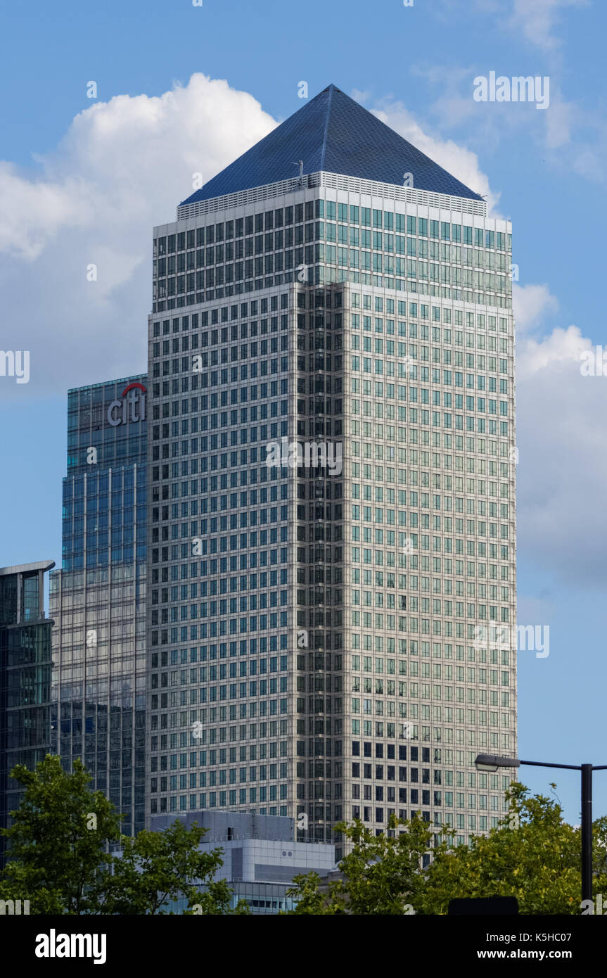 One Canada Square grattacielo a Canary Wharf, Londra Regno Unito Regno Unito Foto Stock