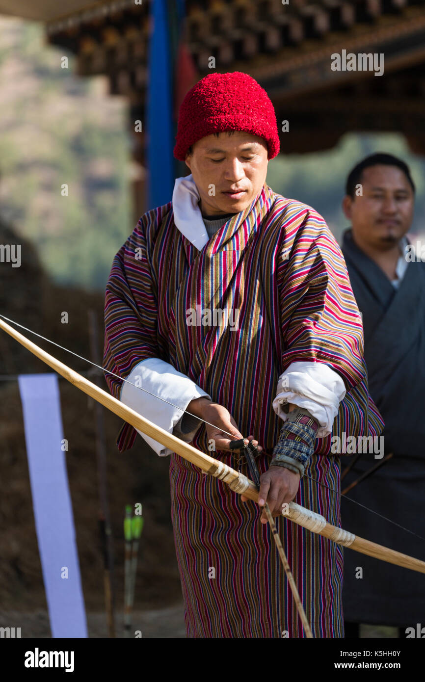 Arcieri competono al tiro con l'arco motivi a Thimphu, western bhutan Foto Stock