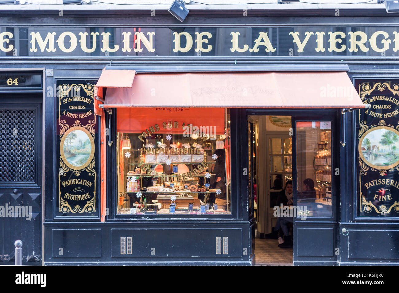 Moulin de la Vierge bakery su rue saint-dominique, settimo arrondissement, Parigi Foto Stock