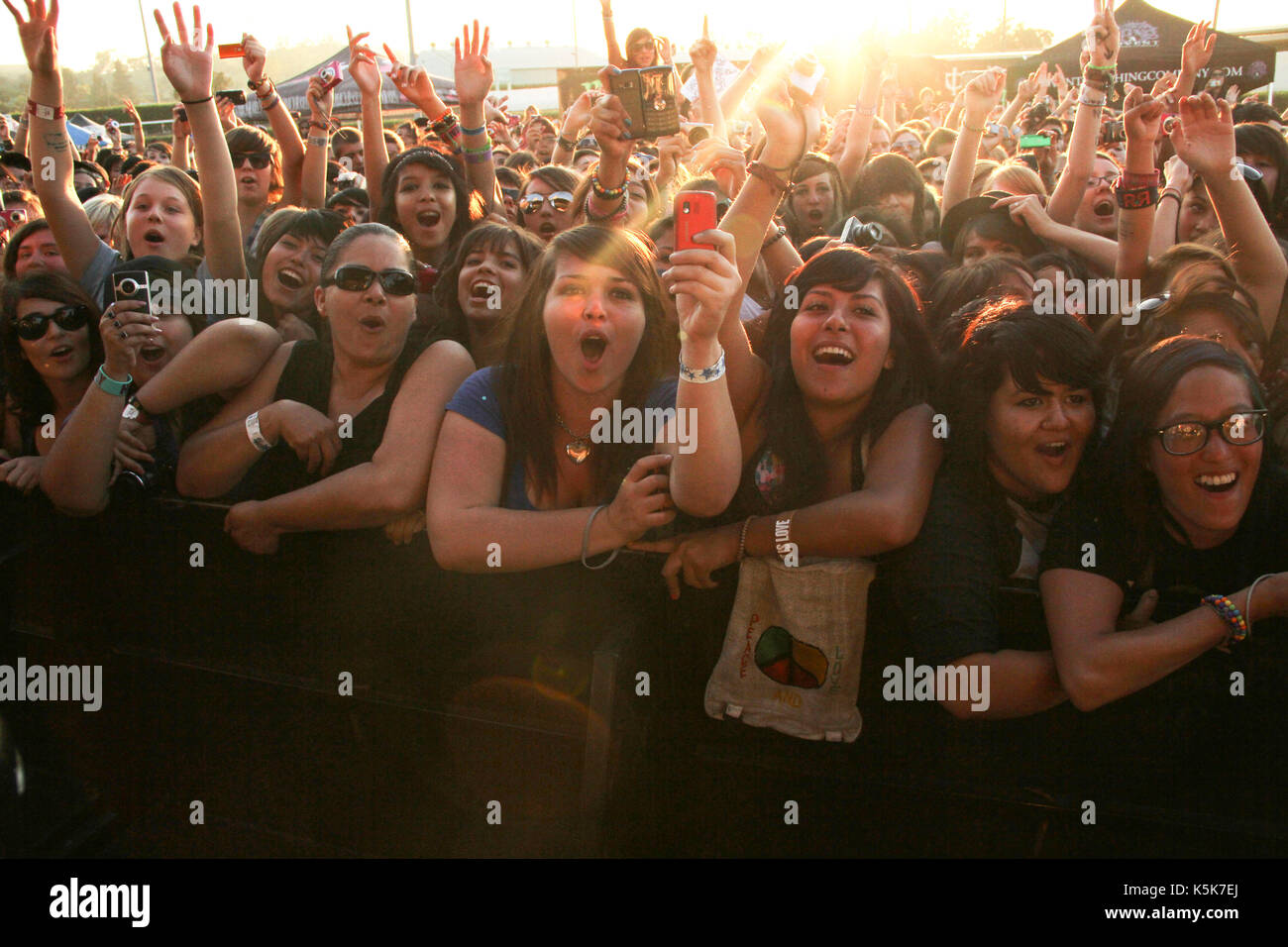 Folla 2010 Vans warped tour fairplex pomona,ca. Foto Stock
