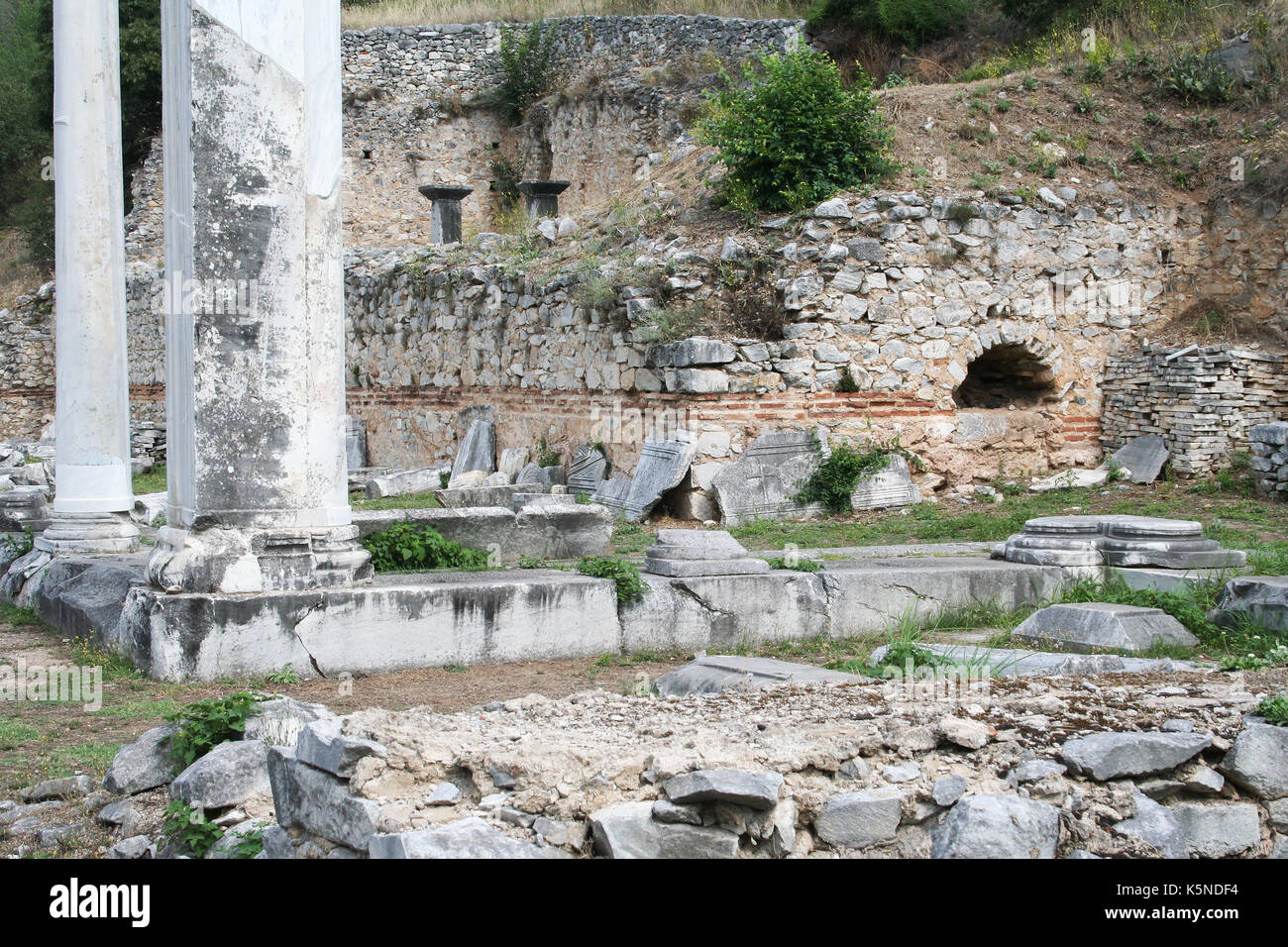 Sito archeologico di Philippi (Basillica A, datato 500 d.C.). Queste rovine dell'antica Philippi provengono dall'area conosciuta come Basillica A, che risale al 500 d.C. Foto Stock