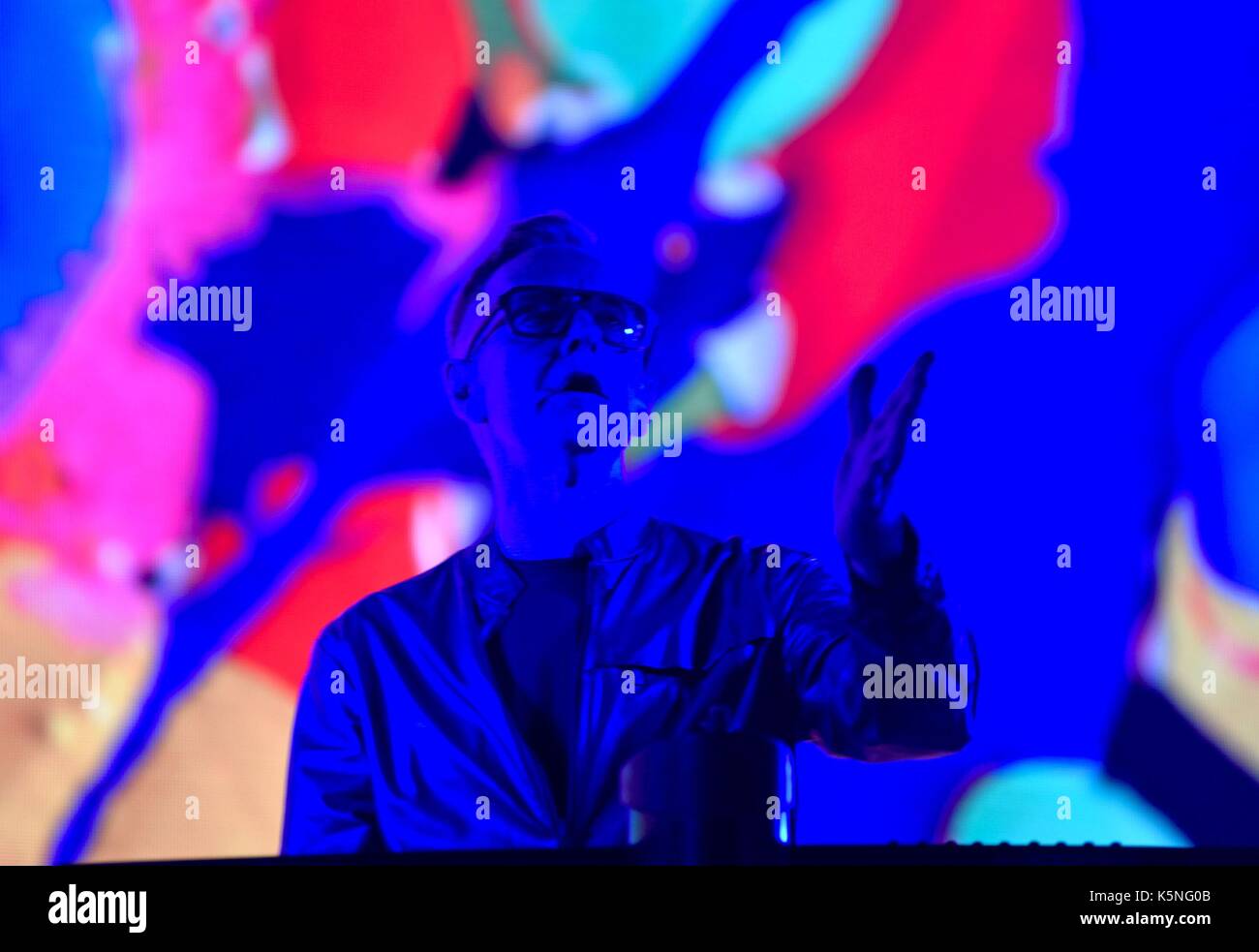 New york, ny, Stati Uniti d'America. 9 Sep, 2017. andy fletcher di presenze per Depeche Mode 2017 global tour dello spirito, il Madison Square Garden di new york, ny, 9 settembre 2017. Credito: derek storm/everett raccolta/alamy live news Foto Stock