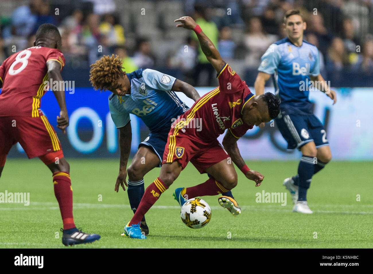 Vancouver, Canada. Il 9 settembre 2017. Yordi Reyna (29) di Vancouver Whitecaps, sfidando Joao Plata (10) del Real Salt Lake, per la palla. Vancouver sconfitte Real Salt Lake 3-2.Vancouver Whitecaps vs Real Salt Lake BC Place Stadium. © Gerry Rousseau/Alamy Live News Foto Stock