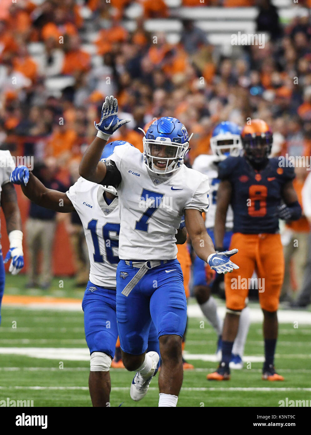 9 Settembre 2017: Middle Tennessee Jovante sicurezza Moffatt #7 visualizza la sua emozione come Middle Tennessee ha sconfitto la Syracuse University 30-23 al Carrier Dome in Syracuse, New York. Foto di Alan Schwartz/Cal Sport Media Foto Stock