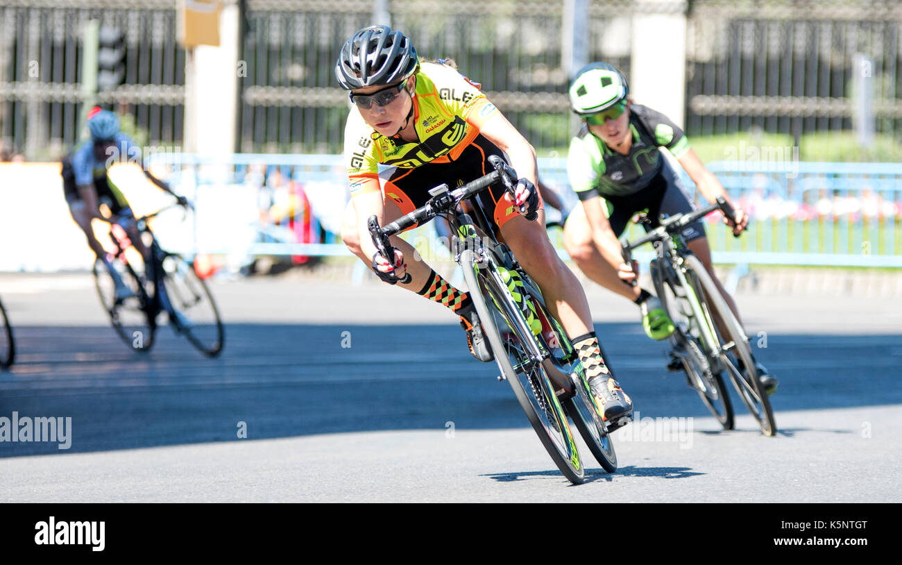 Madrid, Spagna. Decimo Sep, 2017. Un ciclista di ALE Cipollini corse durante le donne corsa di ciclismo 'Madrid sfida' il 10 settembre 2017 a Madrid, Spagna. Credito: David Gato/Alamy Live News Foto Stock