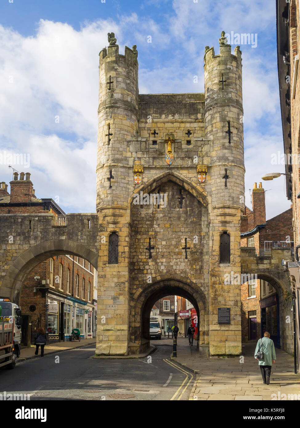 Monk bar un ingresso attraverso le mura della città di York al lato est della città costruita agli inizi del XIV secolo incorpora un fortilizio difensivo Foto Stock