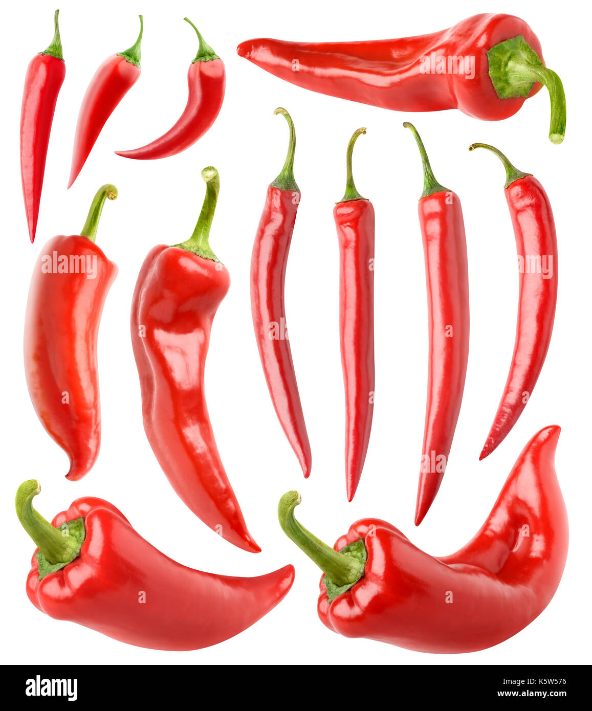 Peperoni isolato collezione. vari red hot chili peppers isolato su sfondo bianco con tracciato di ritaglio Foto Stock