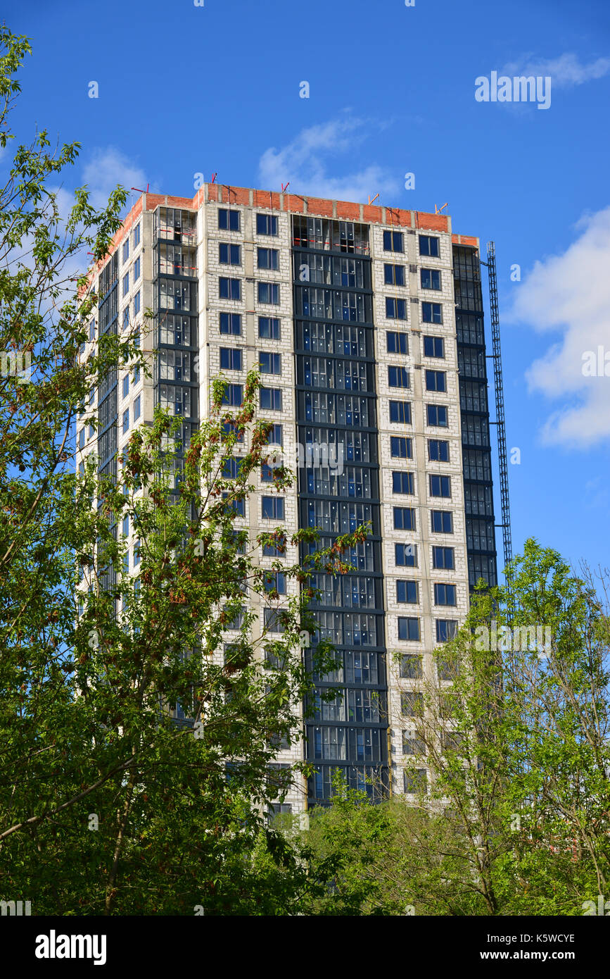 Nuova casa di mattoni in area ecologica a Mosca, Russia Foto Stock