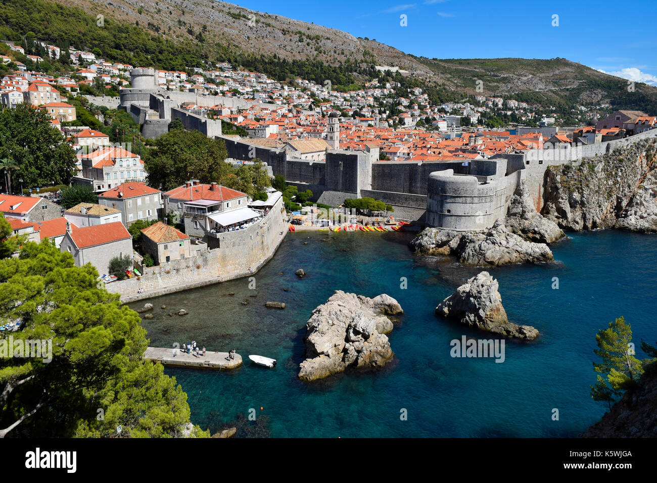 Vista di Dubrovnik Città Vecchia da fort lovrijenac Foto Stock