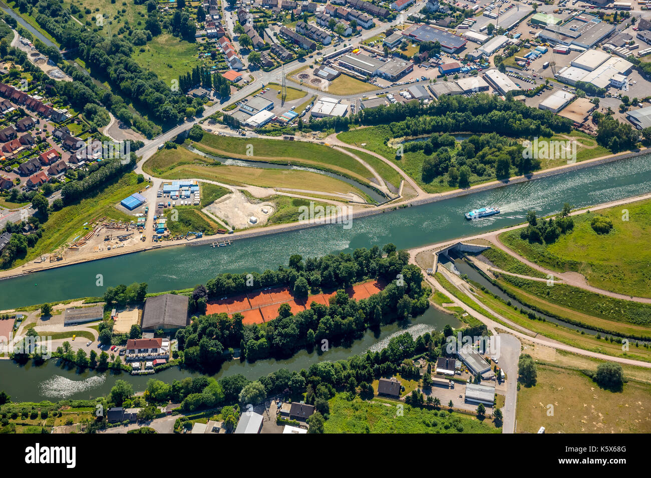 Canale canale canale Reno-Herne Canal, Emscherdüker Castrop-Rauxel, Ruhr, Nordrhein-Westfalen, Germania, conversione Emscher, Europa, costruzione di canali, canale Foto Stock