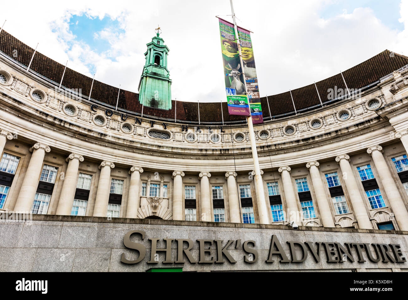 Shrek avventura Londra uk, shrek avventura, shrek avventura edificio, shrek avventura attrazione turistica a County Hall a Londra il south bank Foto Stock