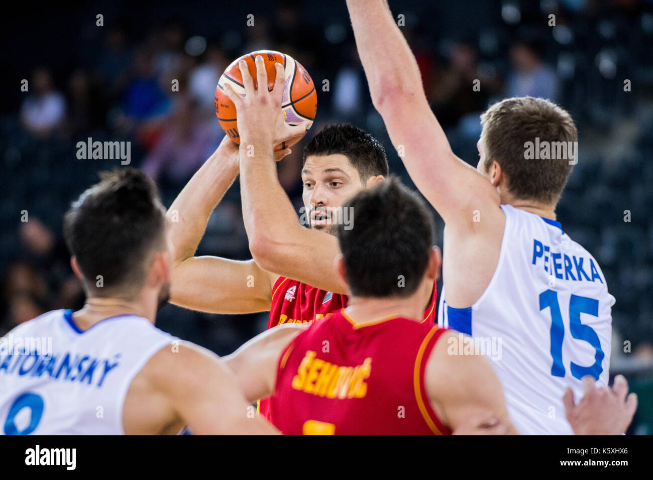 5 settembre 2017: nikola vucevic #4 (MNE) durante la fiba Eurobasket 2017 - gruppo c, gioco tra repubblica ceca e Montenegro presso la sala polivalente, Cluj - Napoca, Romania rou. foto: cronos Foto Stock