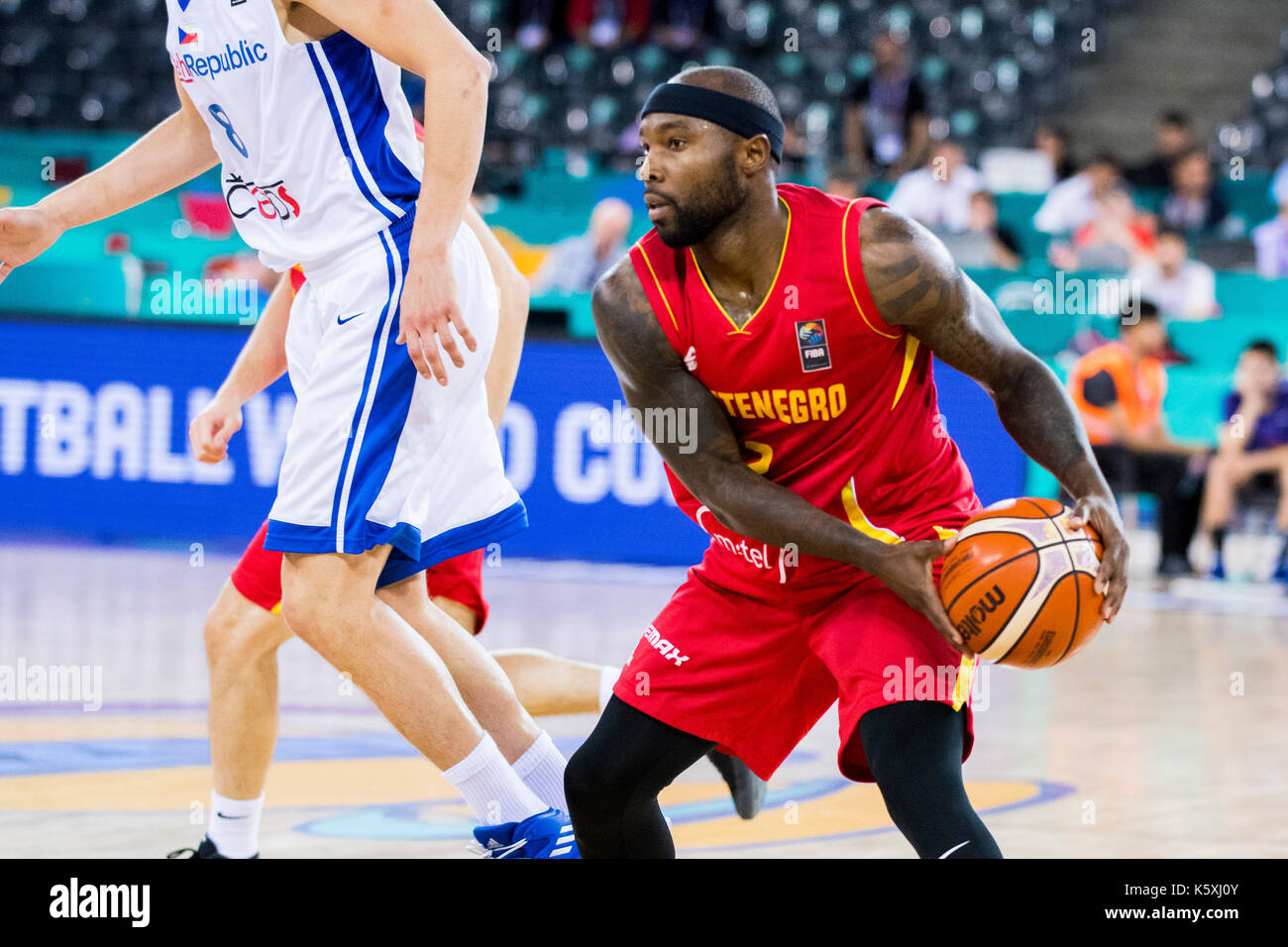 5 settembre 2017: tyrese riso #2 (MNE) durante la fiba Eurobasket 2017 - gruppo c, gioco tra repubblica ceca e Montenegro presso la sala polivalente, Cluj - Napoca, Romania rou. foto: cronos Foto Stock