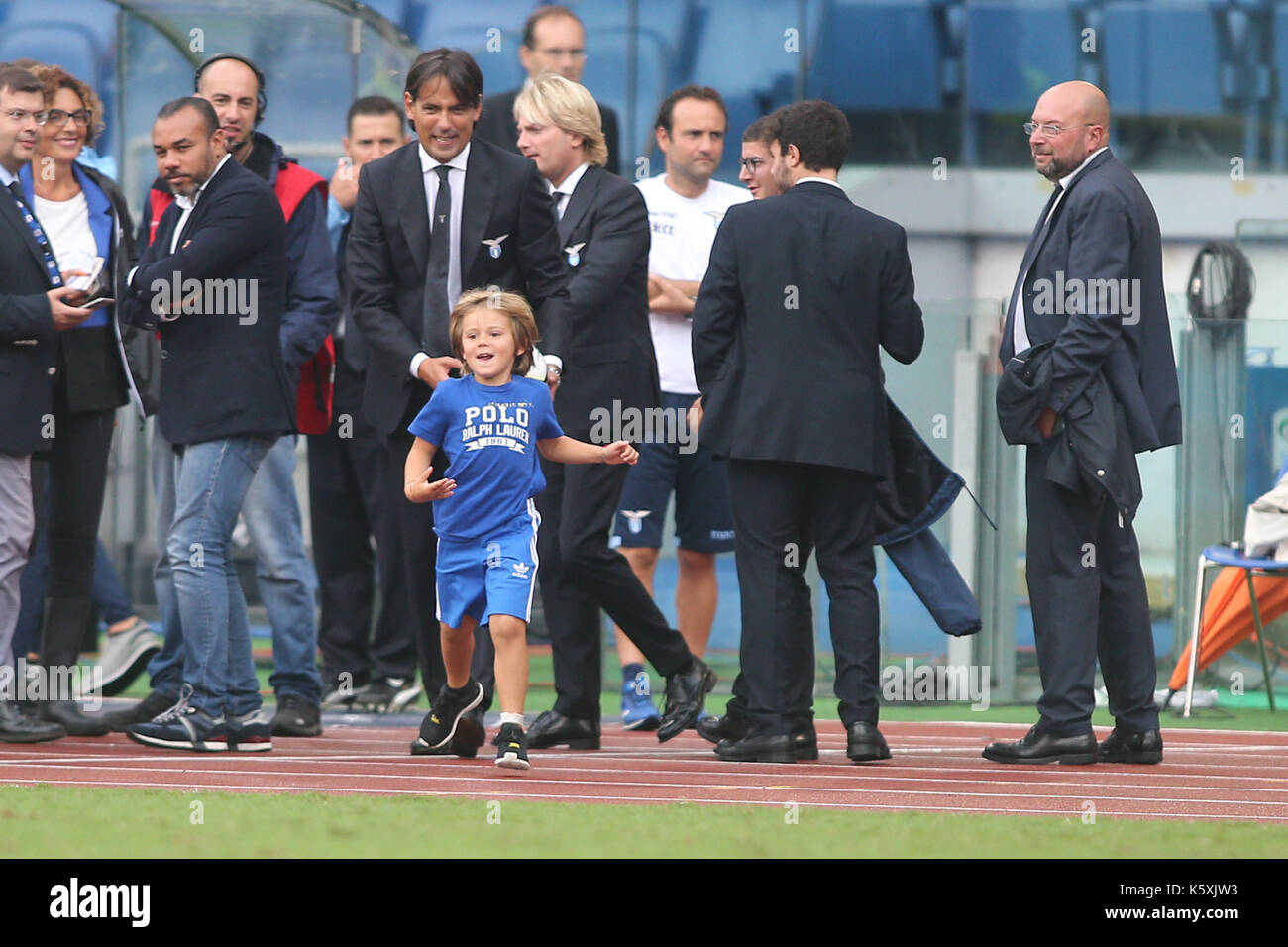 Italia, Roma, 10 settembre 2017: simone inzaghi con lui figlio alla fine della partita di calcio di serie a del campionato italiano tra Lazio vs Milano in stadio Olimpico di Roma il 10 settembre 2017. Foto Stock