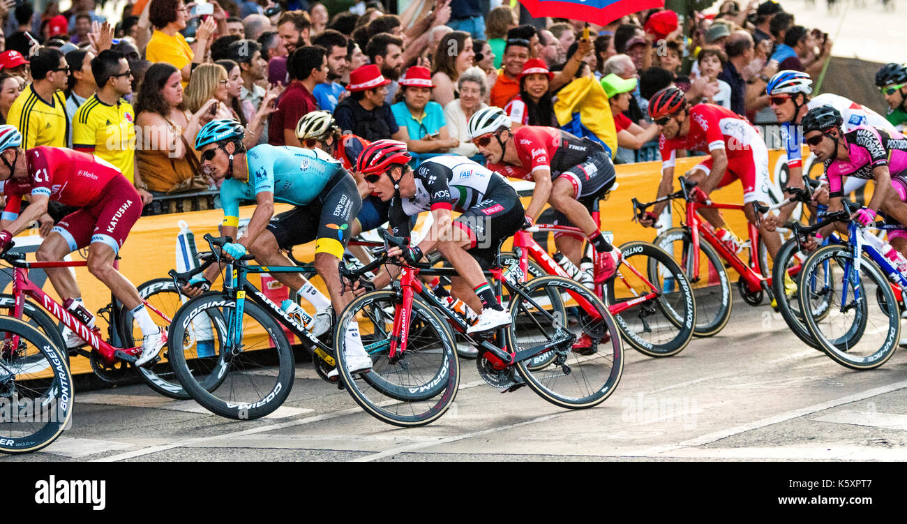 Madrid, Spagna. 10 Settembre, 2017. Peloton corse durante la fase 21 del Tour della Spagna (Vuelta a España) tra Madrid e Madrid il 10 settembre 2017 a Madrid, Spagna. ©David Gato/Alamy Live News Foto Stock