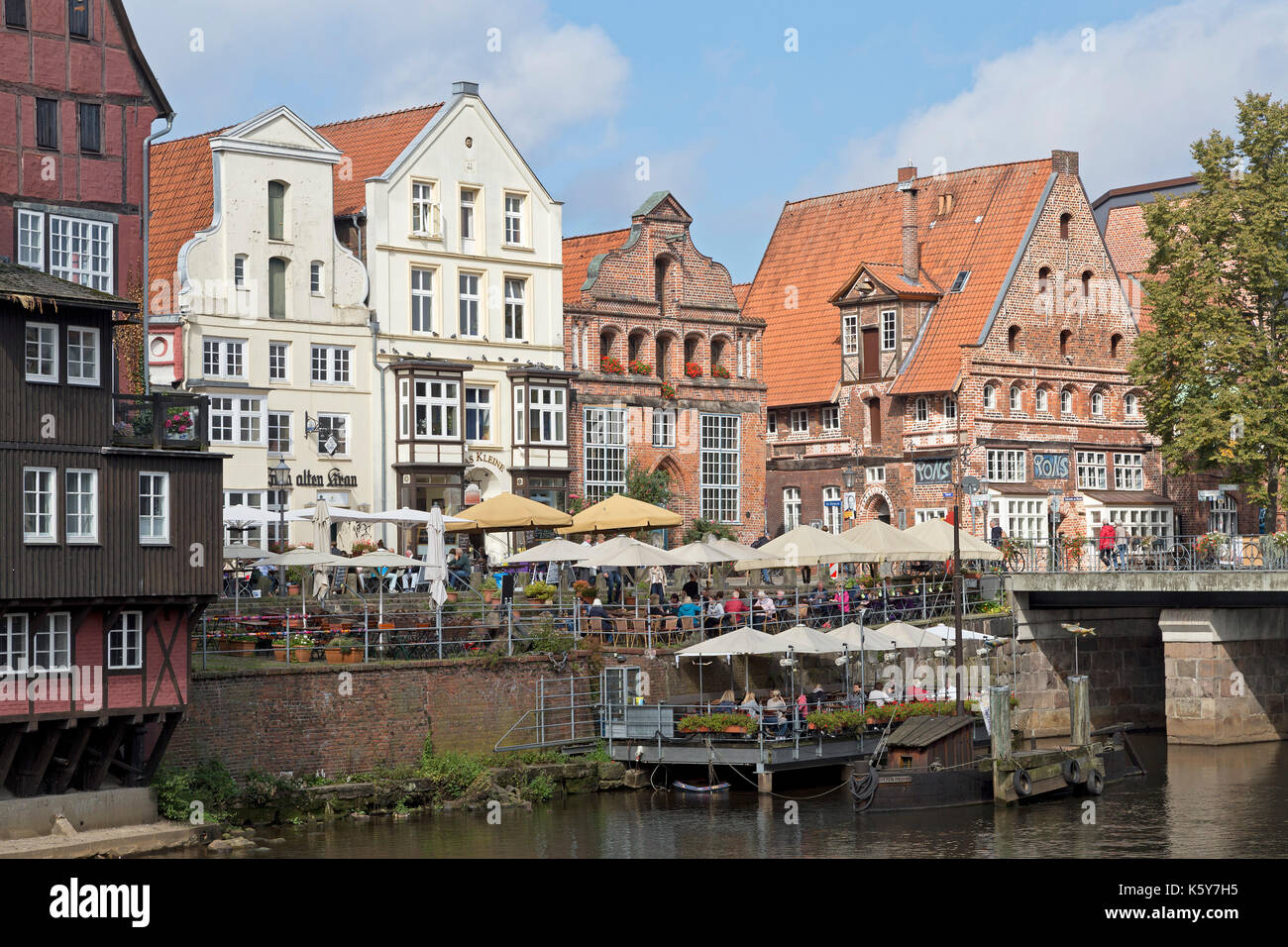 Stint mercato, vista dal ponte Brause, Lueneburg, Bassa Sassonia, Germania Foto Stock