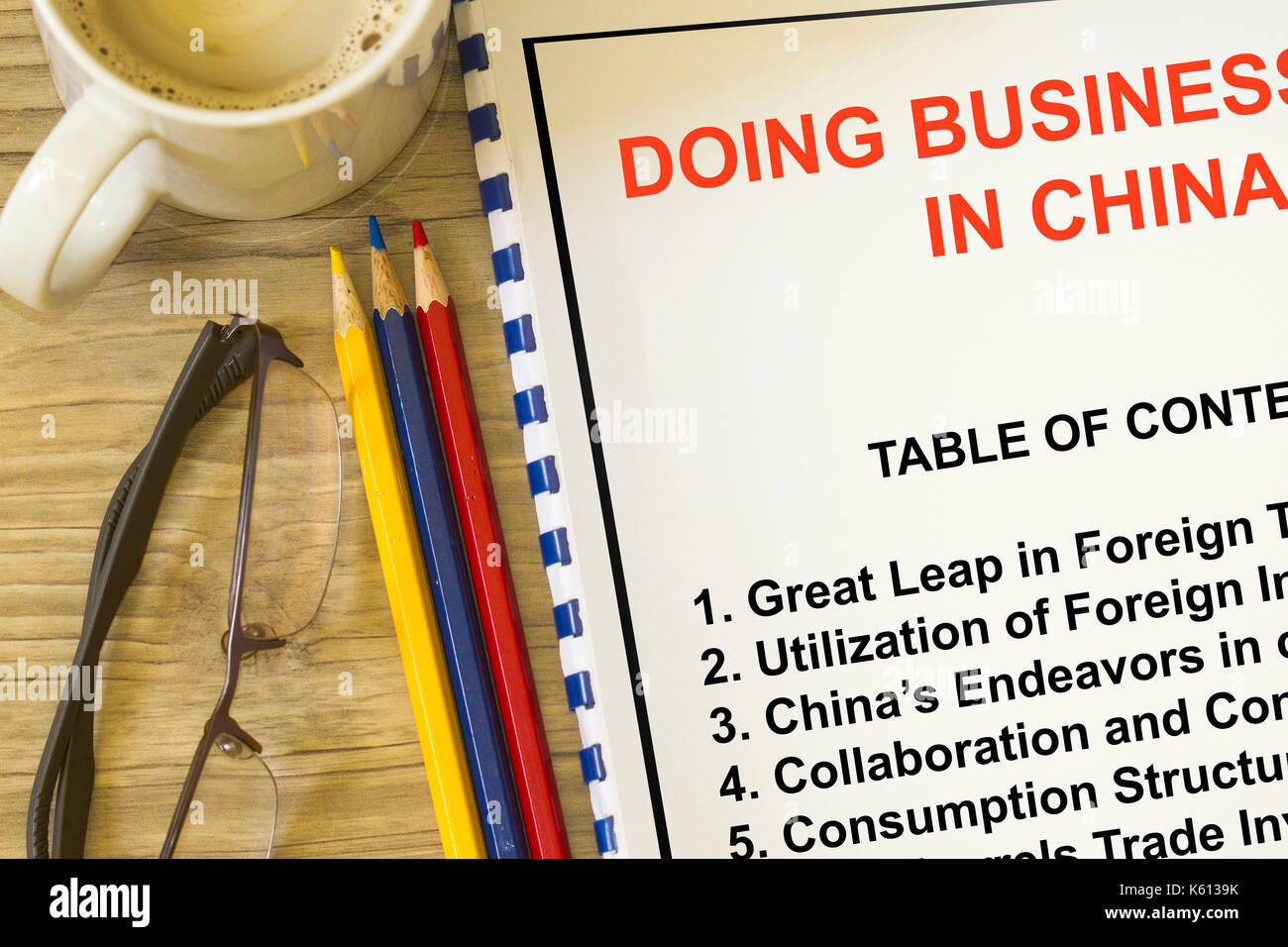 Fare affari in Cina concetto- con argomenti su un foglio di copertura della lezione. Foto Stock