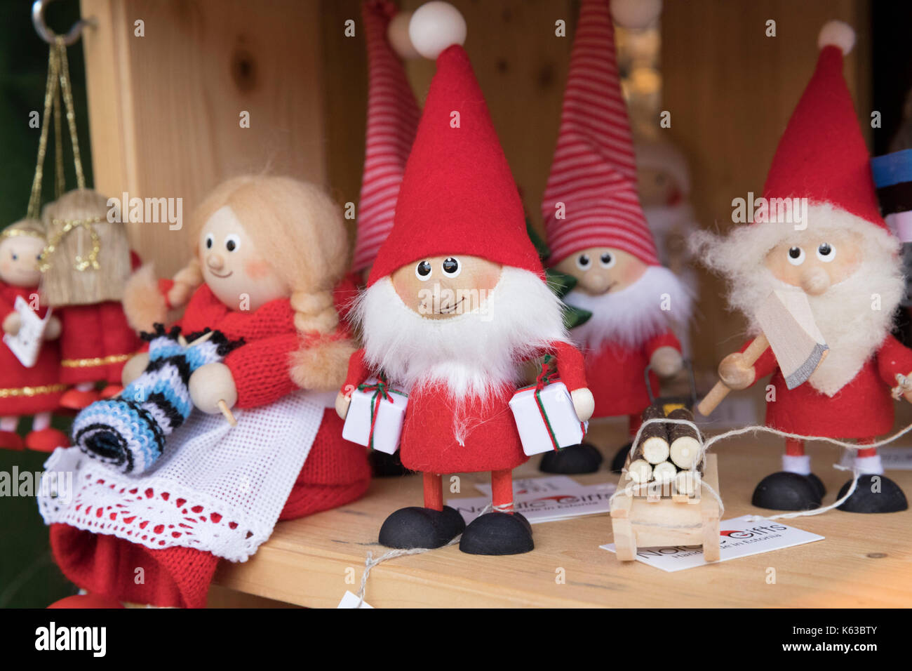 Elf natale decorazioni, Tallinn, Estonia, europa Foto Stock