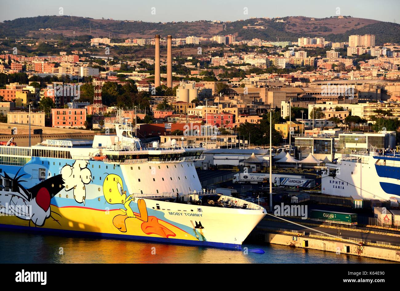 Civitavecchia, Italia. 18 luglio, 2017. ferry boat 'Moby tommy' al Porto di Civitavecchia (Italia), 18 luglio 2017. | Utilizzo di credito in tutto il mondo: dpa/alamy live news Foto Stock