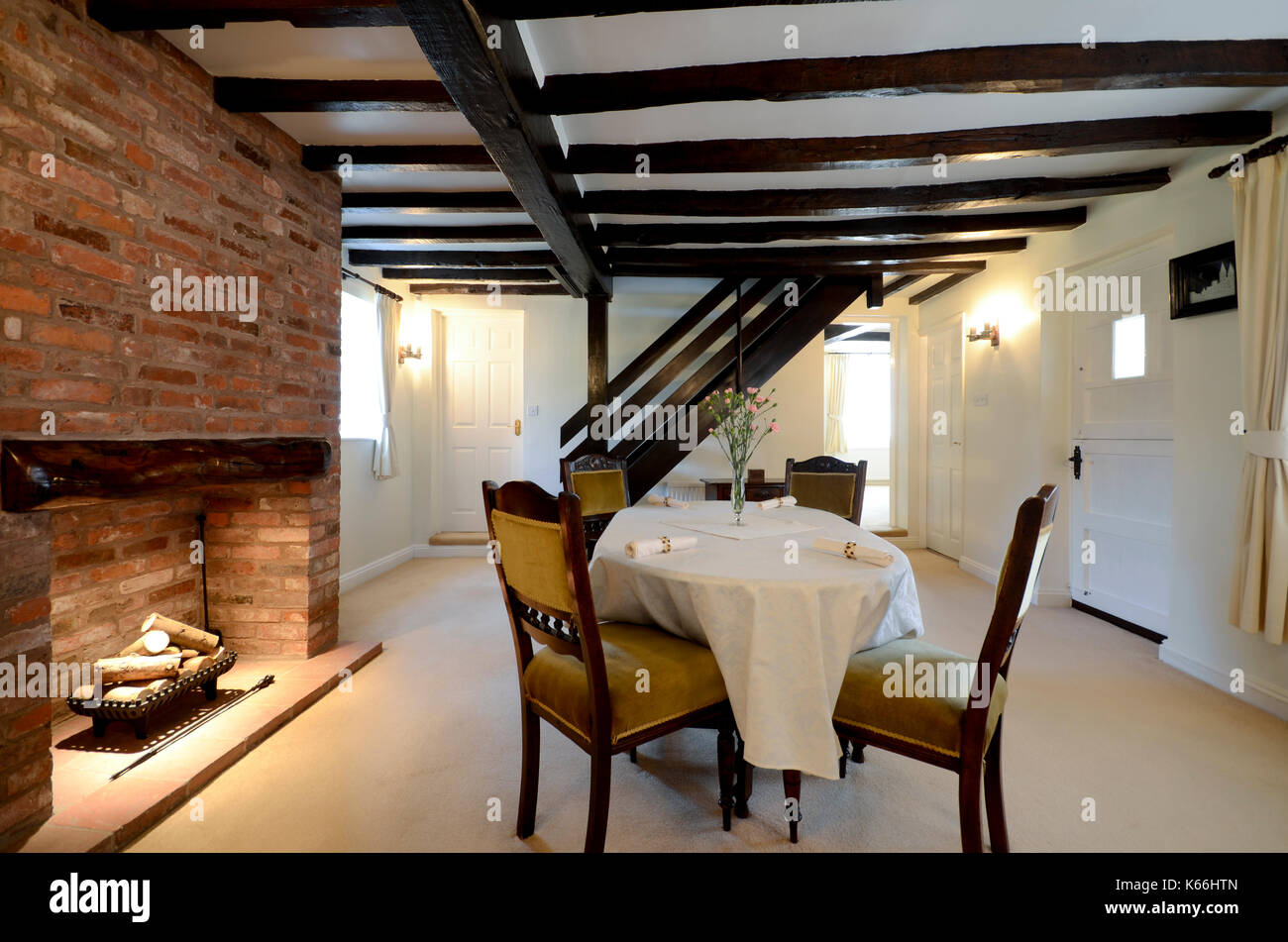 Bungalow in Peak District in una giornata di sole Foto Stock
