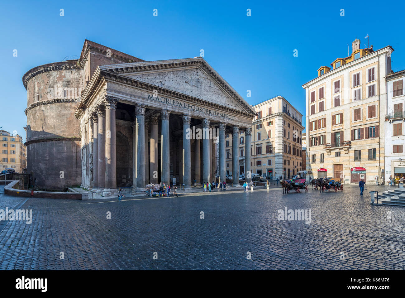 Il pantheon in piazza della Rotonda, Roma, Italia, Europa. Foto Stock