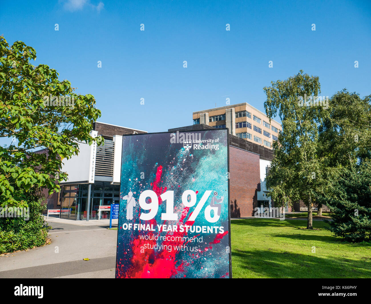 La soddisfazione degli studenti Poster dell'Università di Reading, Whiteknights Reading, Berkshire, Inghilterra Foto Stock