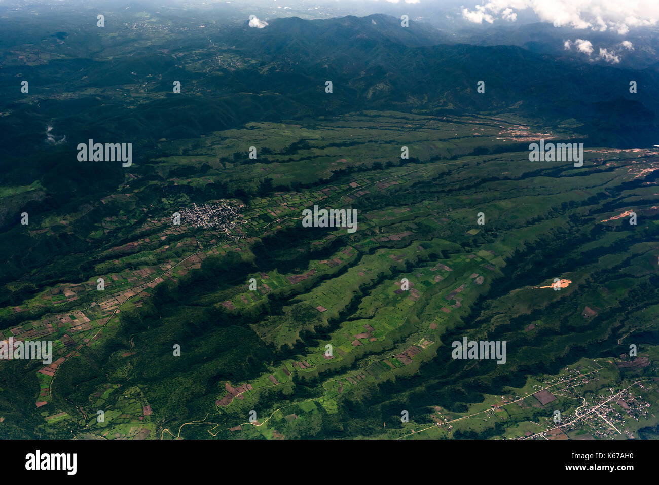 Foto aeree sul Messico da un volo tra Puerto Escondido a Città del Messico il 13 luglio 2017. Foto Stock