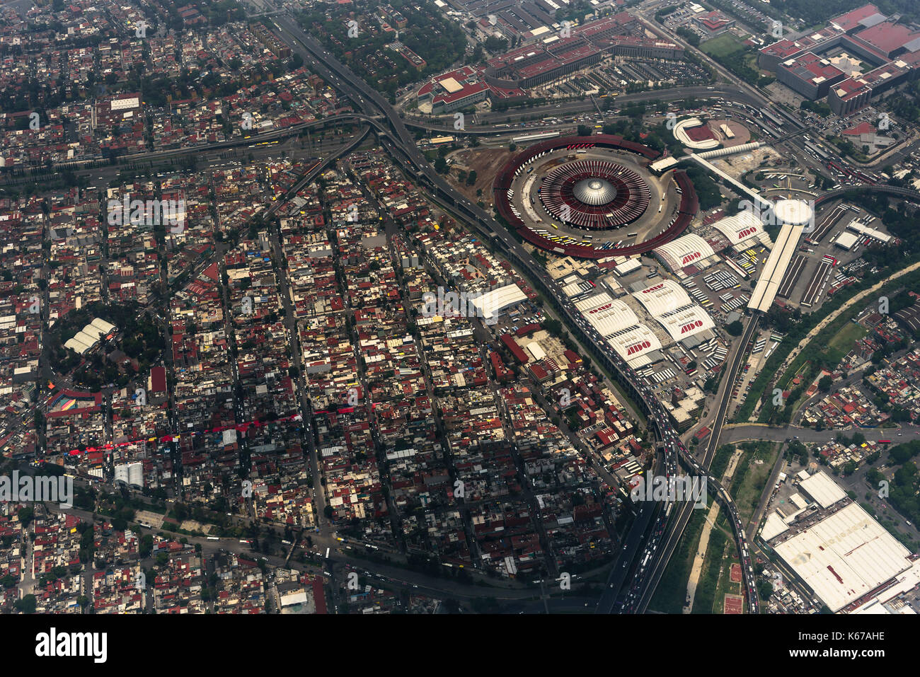 Foto aeree sul Messico da un volo tra Puerto Escondido a Città del Messico il 13 luglio 2017. Foto Stock