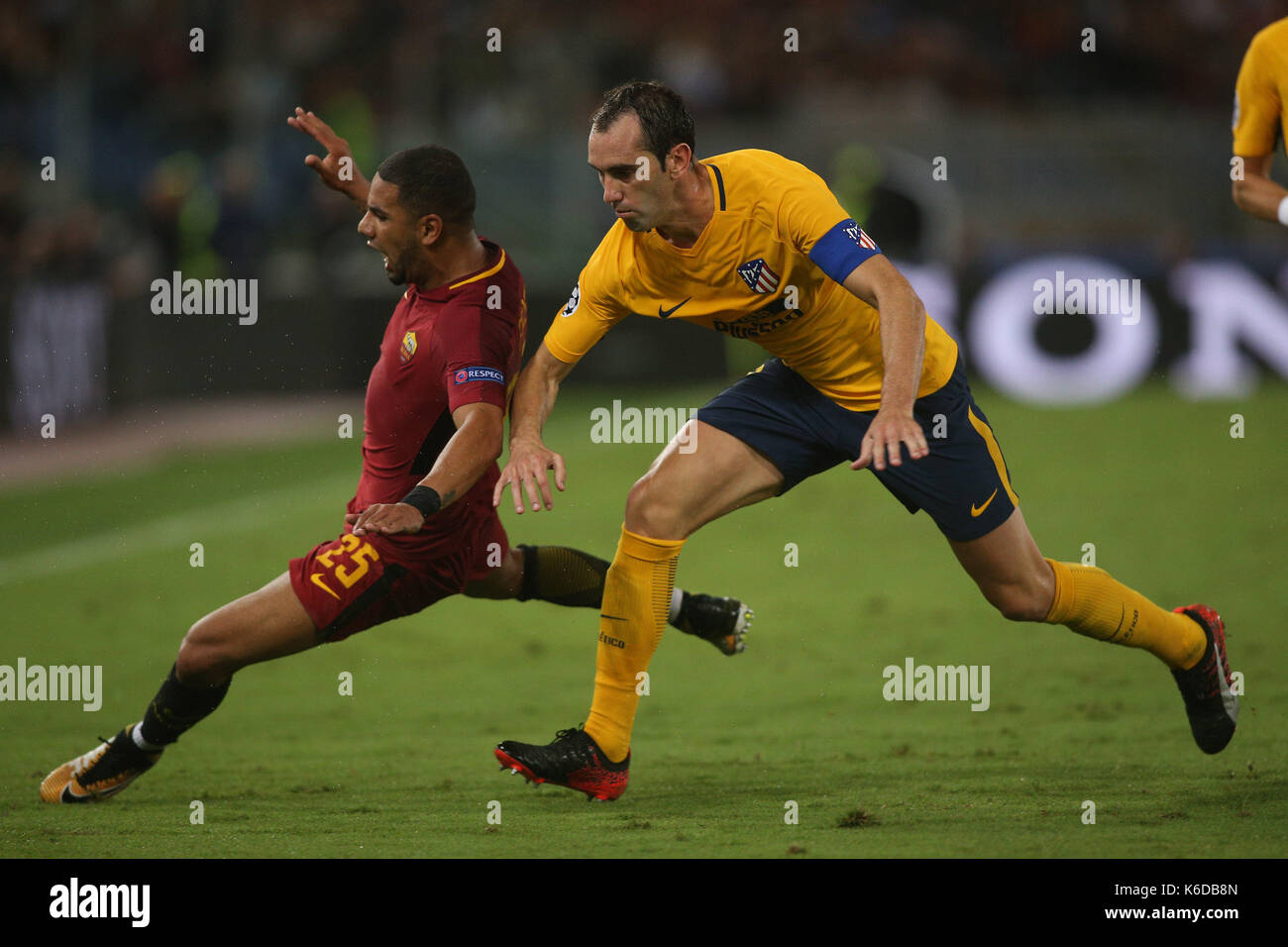 Roma, Italia. Xii Sep, 2017. Roma, Italia . 12 settembre 2017. stadio olimpico. UEFA Champions League 2017/2018. match come roma vs atletico madrid. bruno perez e janfran in azione durante la partita roma vs atletico madrid in stadio olimpico nella città di Roma, Italia. ( Credito: marco iacobucci/alamy live news Foto Stock