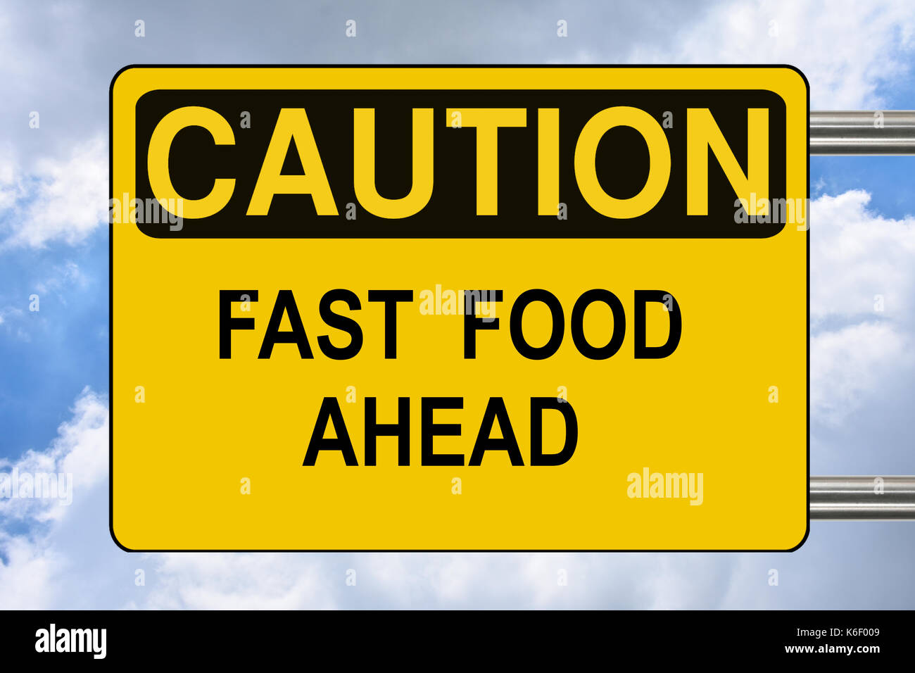 Il fast food avanti, giallo di avvertimento cartello stradale Foto Stock