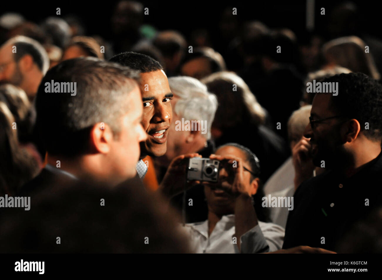 Sen. Barack Obama parla ad un town meeting a randor middle school di Wayne, PA. 14 giugno 2008. Foto Stock