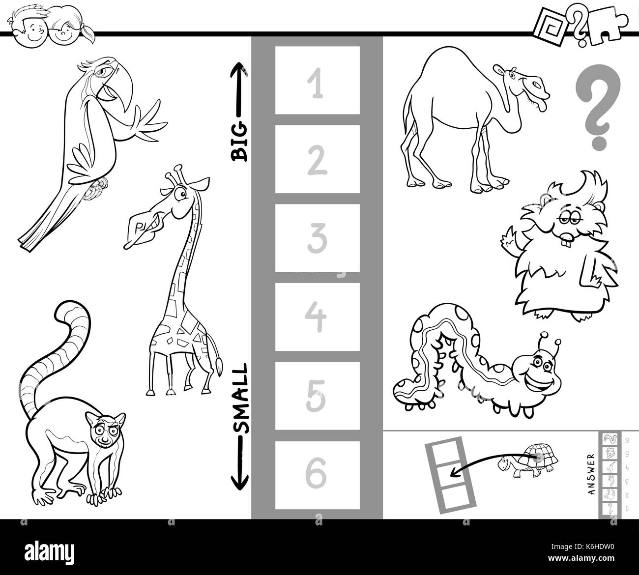 Bianco e nero cartoon illustrazione dell attività educativa gioco di trovare il più grande e la più piccola creatura animale libro da colorare Illustrazione Vettoriale